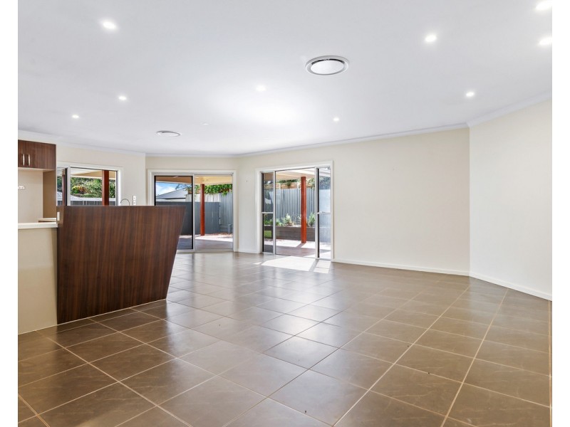 6 Kestrel Court, Rangeville QLD 4350