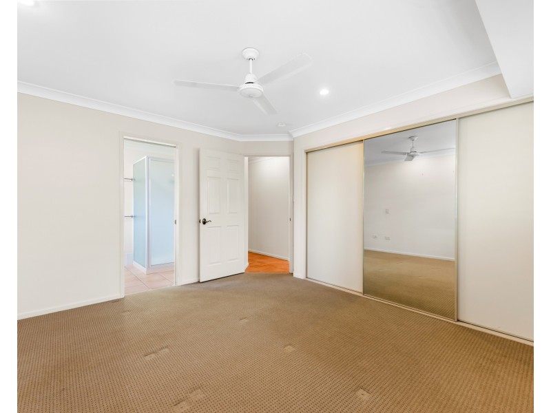 2 Weis Crescent, Middle Ridge QLD 4350