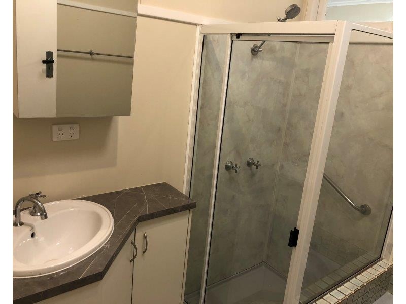 2 Pioneer Street, Rockville QLD 4350