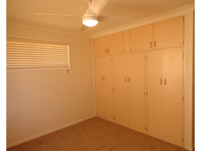 16 Matthews Street, Harristown QLD 4350