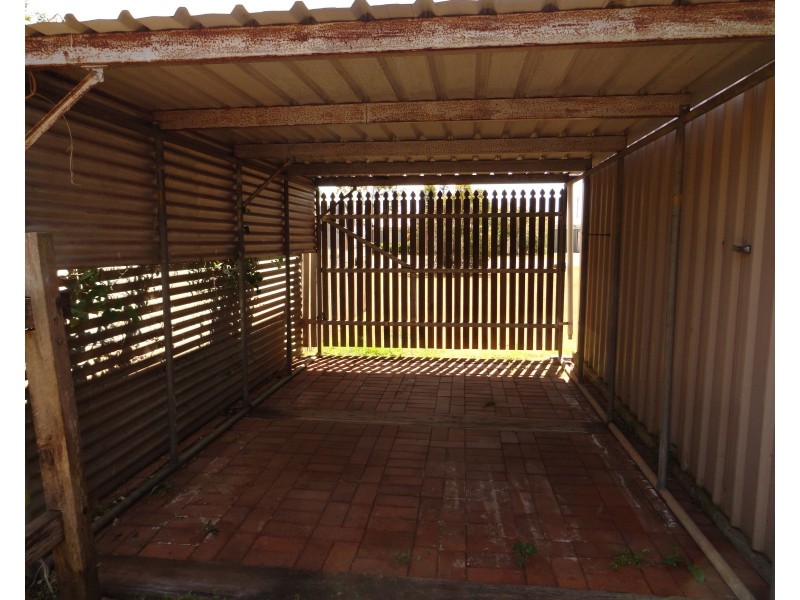 16 Matthews Street, Harristown QLD 4350