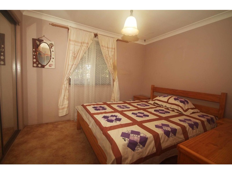 16 Redwood Street, Newtown QLD 4350