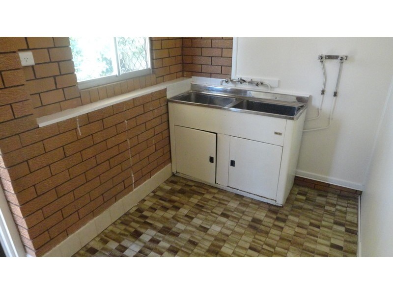 15 Regent Street, Darling Heights QLD 4350