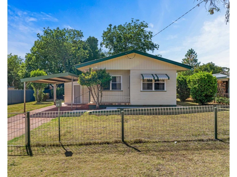 40 Holberton Street, Rockville QLD 4350