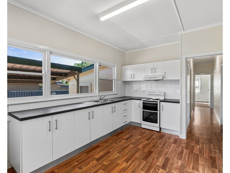 40 Holberton Street, Rockville QLD 4350