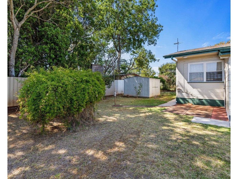 40 Holberton Street, Rockville QLD 4350