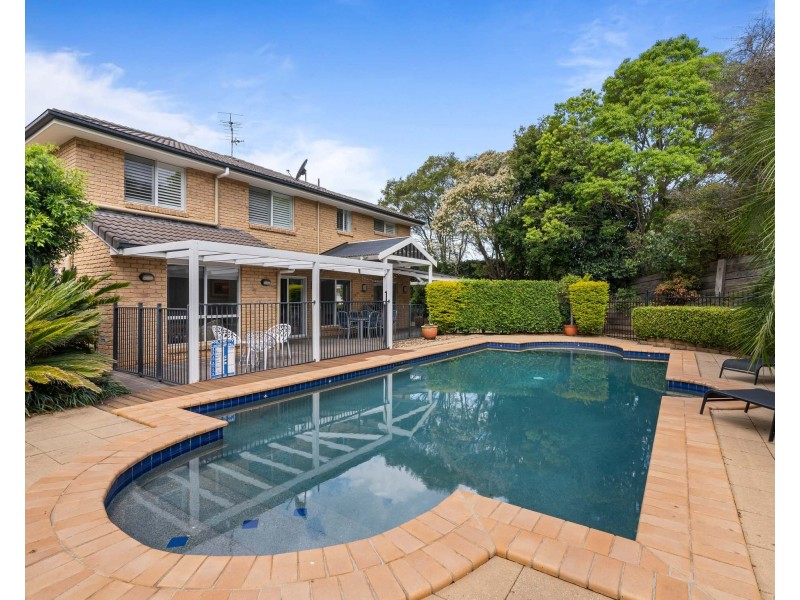 2 Rannerdale Close, Mount Lofty QLD 4350