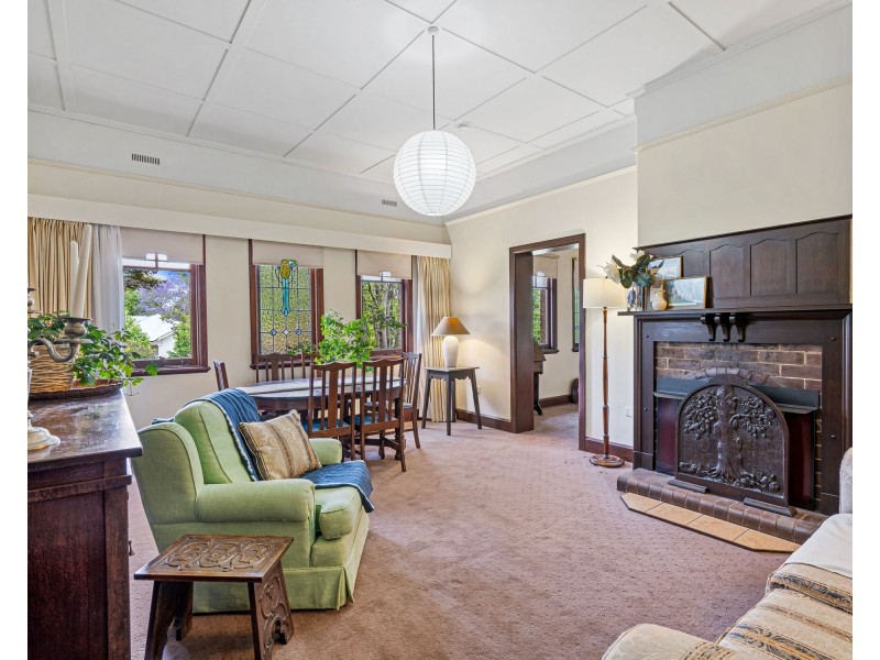 24 Godfrey Street, East Toowoomba QLD 4350