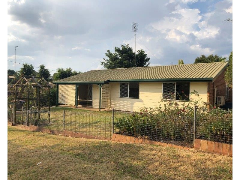 37 Lindberg Street, Wilsonton QLD 4350