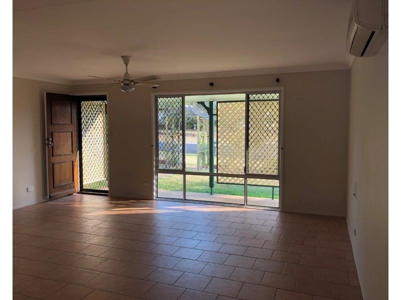 37 Lindberg Street, Wilsonton QLD 4350