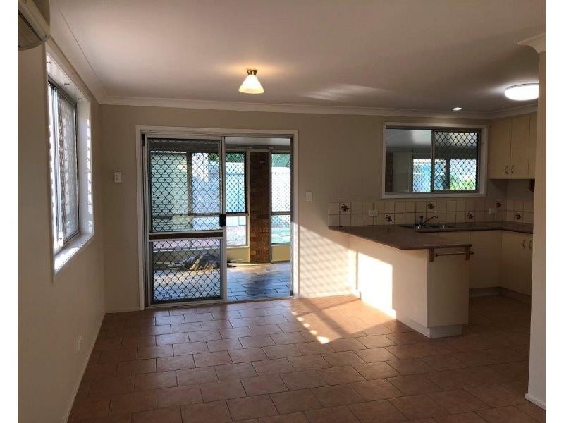 37 Lindberg Street, Wilsonton QLD 4350