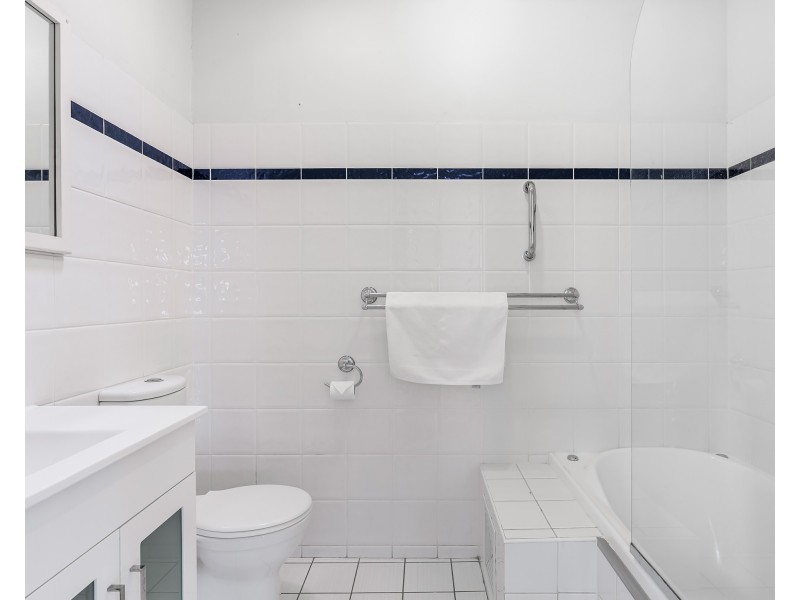 56 Lindsay Street, East Toowoomba QLD 4350