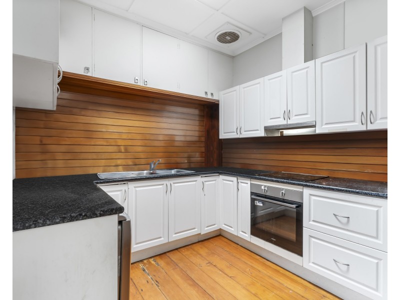 56 Lindsay Street, East Toowoomba QLD 4350