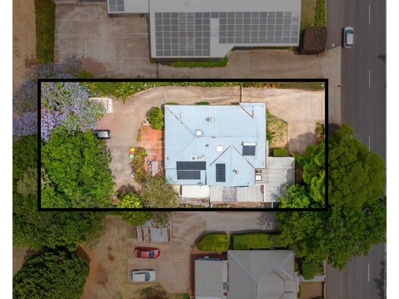 56 Lindsay Street, East Toowoomba QLD 4350