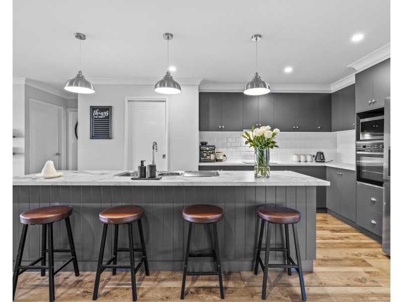 33 Sportsman Drive, Kleinton QLD 4352