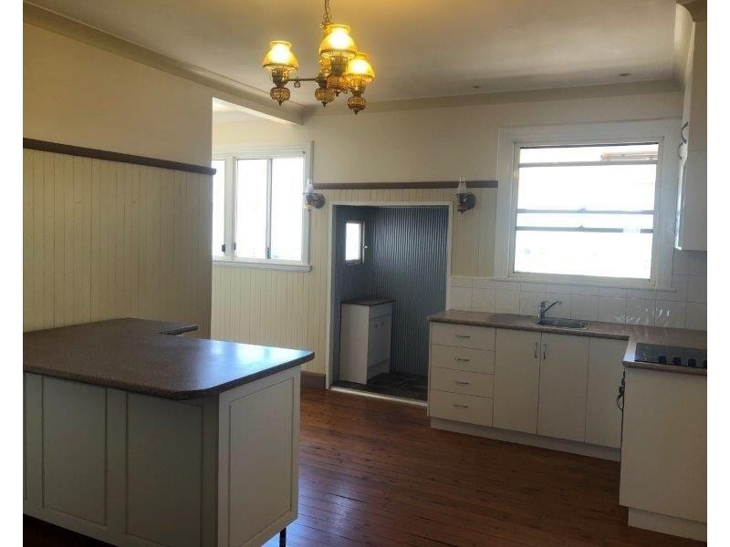 7 Prosser Street, Rockville QLD 4350