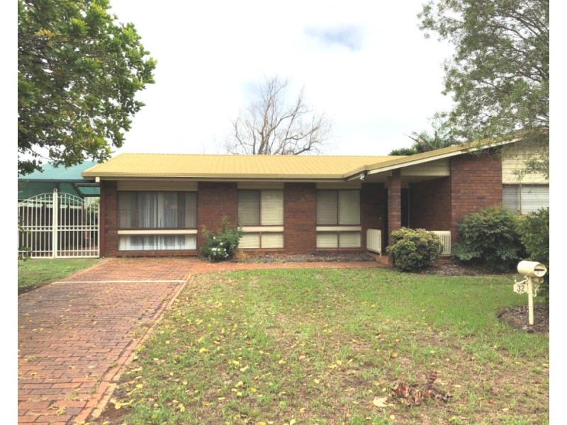 32 Brangus Street, Harristown QLD 4350