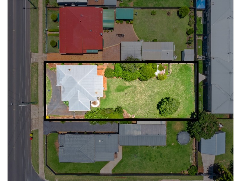 235 Long Street, South Toowoomba QLD 4350