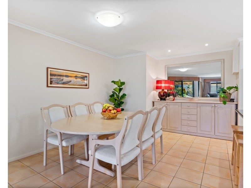 26 Shelton Crescent, Kearneys Spring QLD 4350