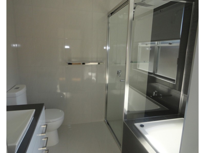 5/20 Gostwyck Street, Newtown QLD 4350