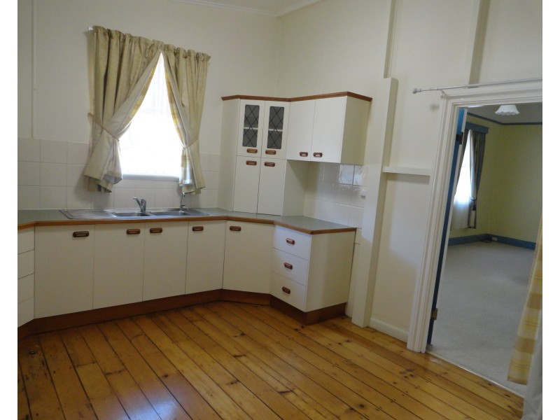 14 Lilley Street, East Toowoomba QLD 4350