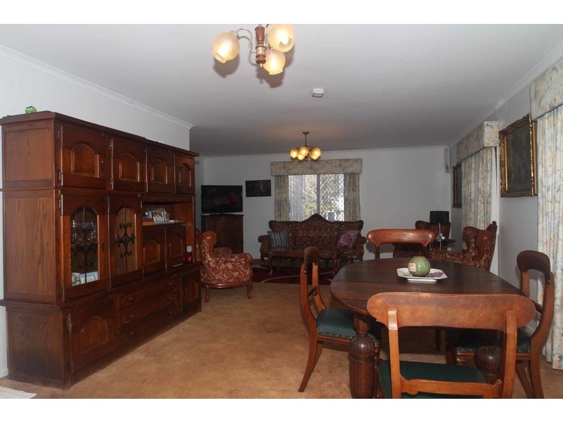 41 Seppelt Street, Wilsonton Heights QLD 4350