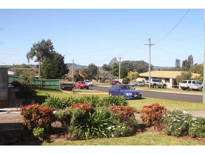 41 Seppelt Street, Wilsonton Heights QLD 4350