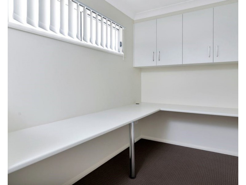 4/9 McCook Street, South Toowoomba QLD 4350