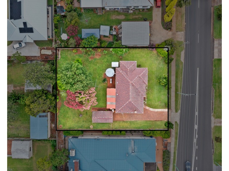 211 Long Street, South Toowoomba QLD 4350
