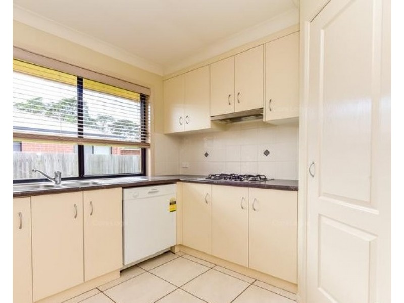 2/3A Burton Street, Harristown QLD 4350
