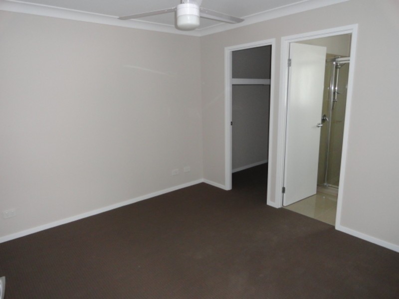 2/14 Taragon Street, Glenvale QLD 4350