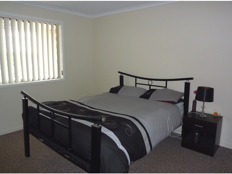 2/44 Noll Street, Kearneys Spring QLD 4350