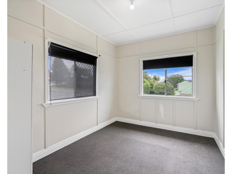6 Macarthur Street, South Toowoomba QLD 4350