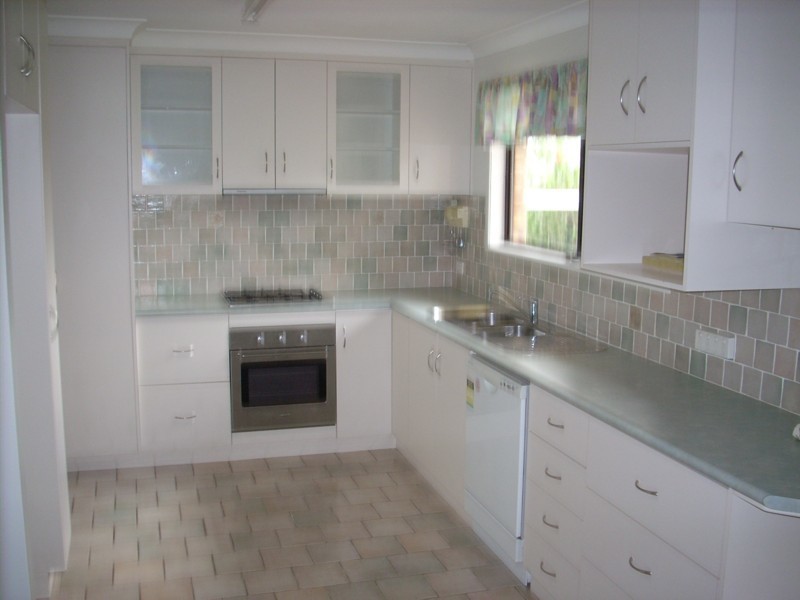 12 Jennifer Crescent, Darling Heights QLD 4350