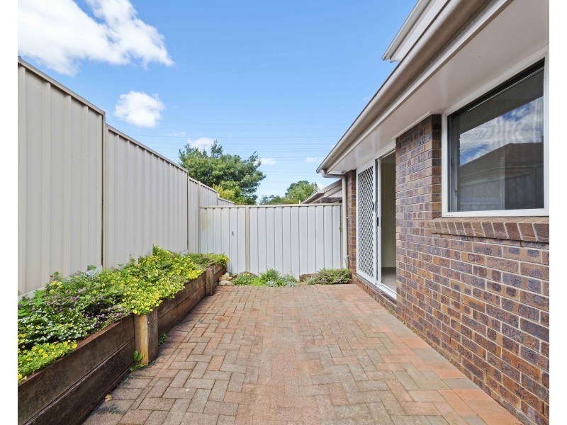 2/81 North Street, Harlaxton QLD 4350