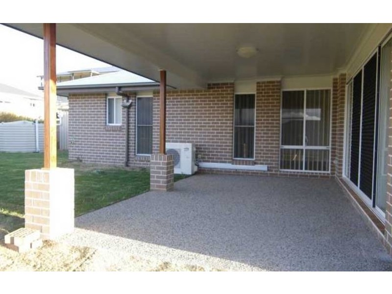 10 Jay Street, Westbrook QLD 4350