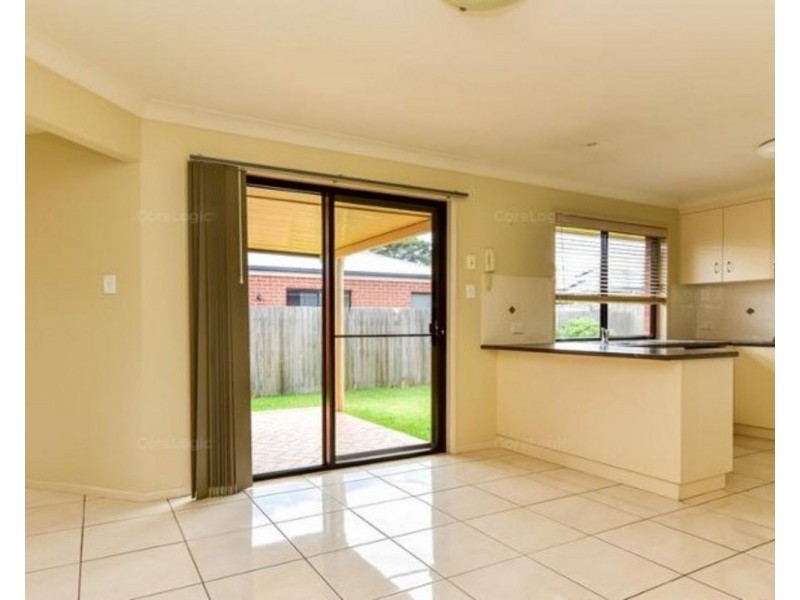 2/3A Burton Street, Harristown QLD 4350