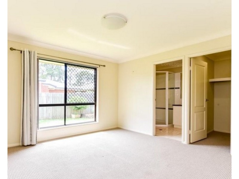 2/3A Burton Street, Harristown QLD 4350