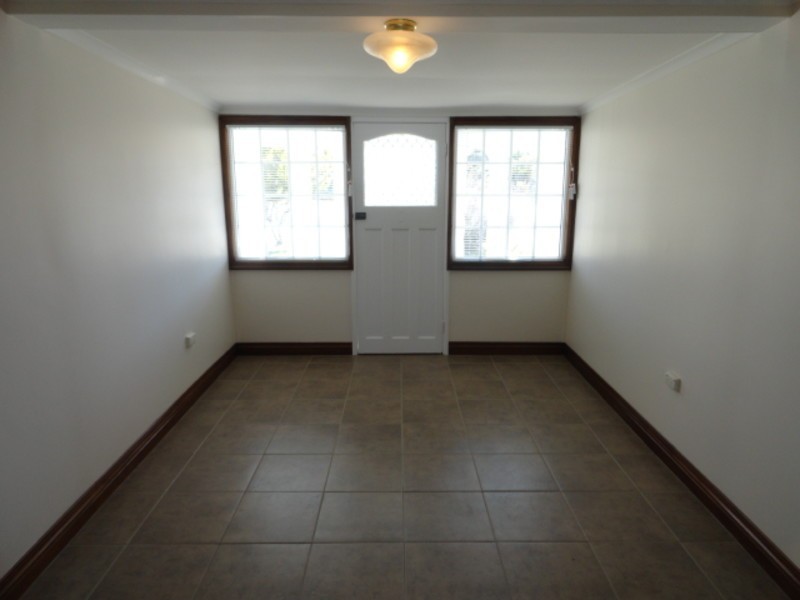 24 Vacy Street, Newtown QLD 4350