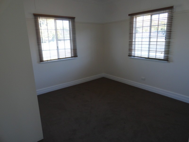 24 Vacy Street, Newtown QLD 4350