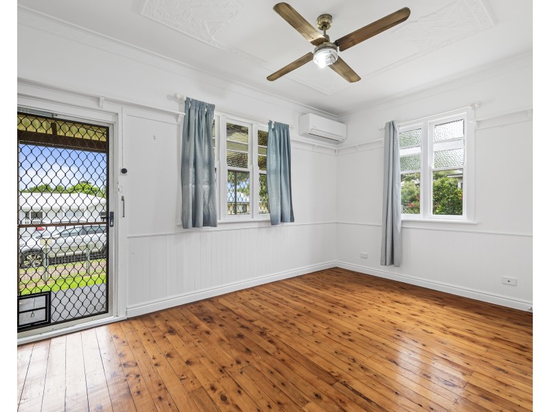 7 Turner Street, Newtown QLD 4350