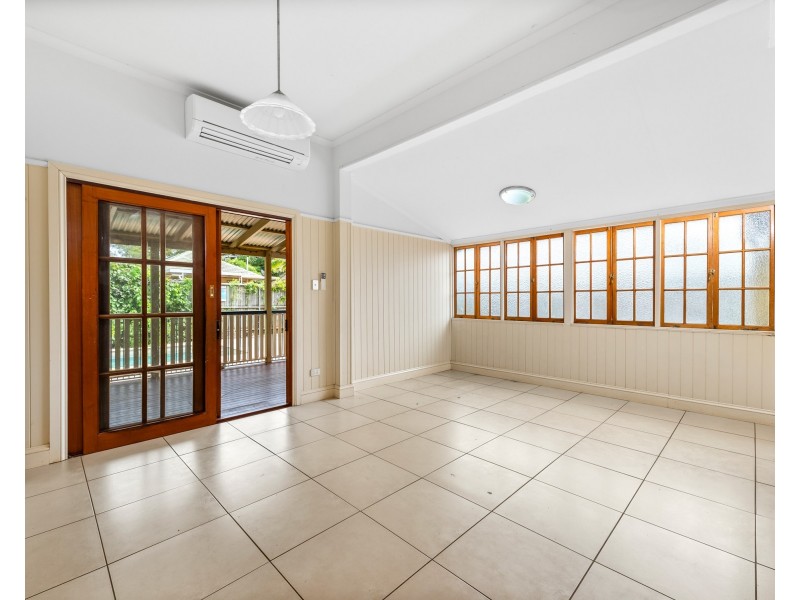 7-7a Goodwood Street, Newtown QLD 4350