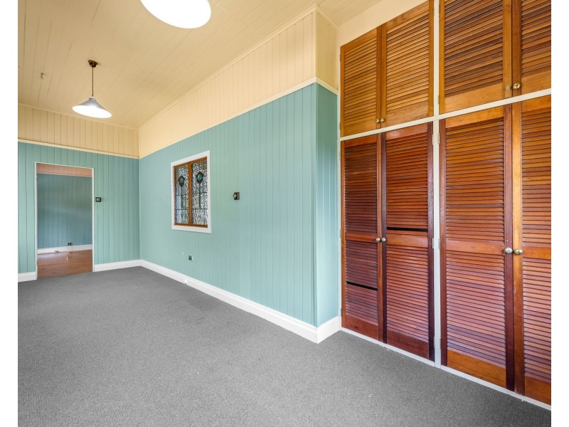 7-7a Goodwood Street, Newtown QLD 4350