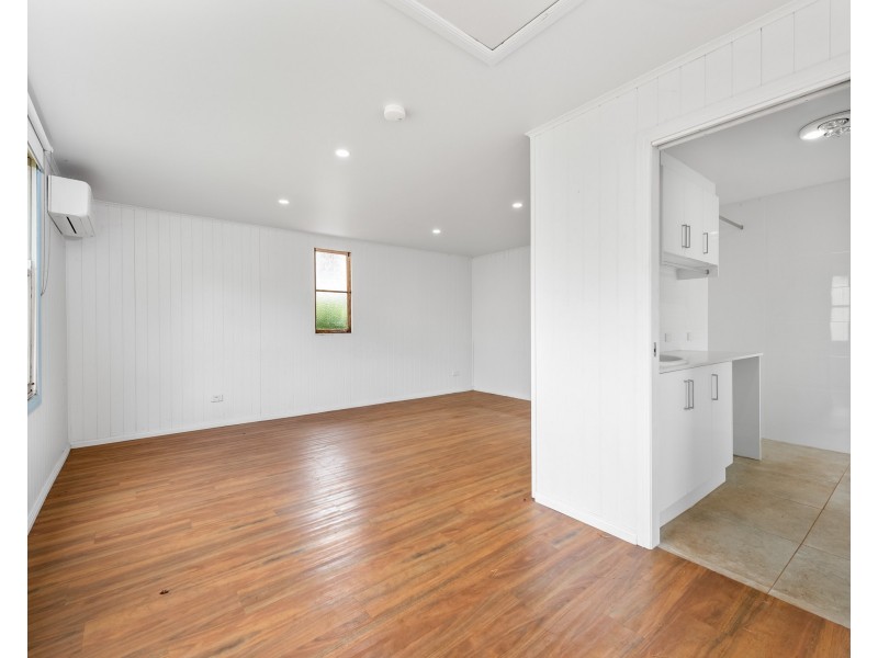 7-7a Goodwood Street, Newtown QLD 4350