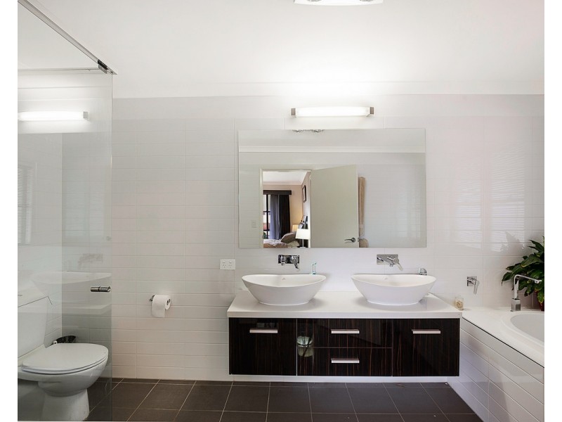 144 Mackenzie Street, East Toowoomba QLD 4350