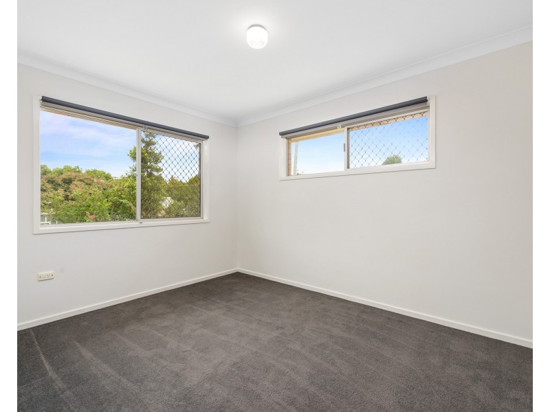 143 Curzon Street, Rangeville QLD 4350