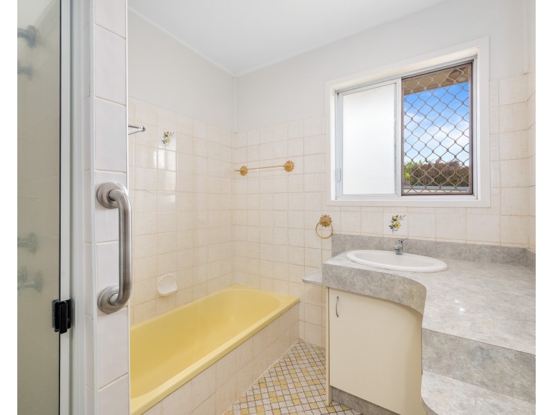 143 Curzon Street, Rangeville QLD 4350