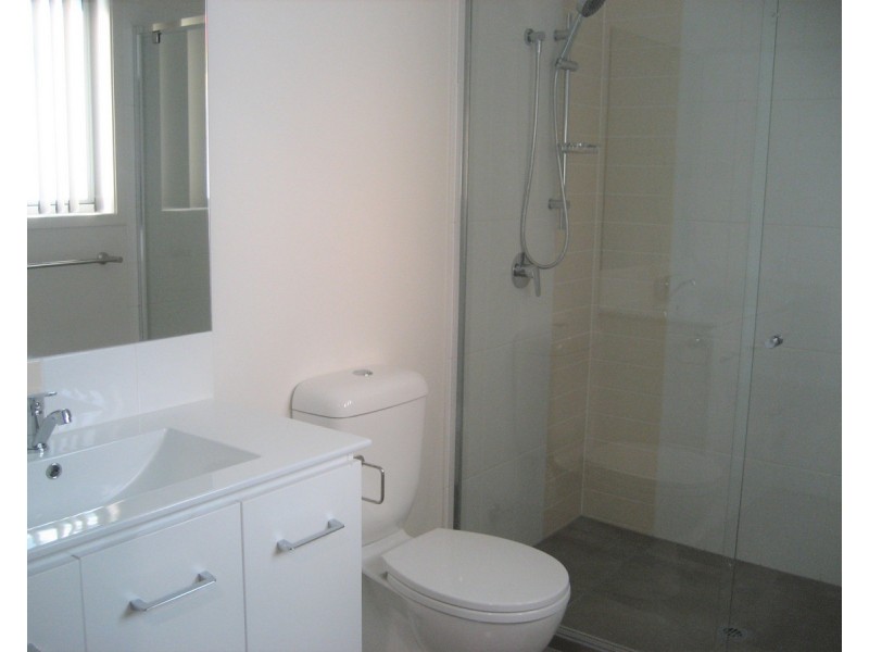 2/32 Mariette Street, Harristown QLD 4350