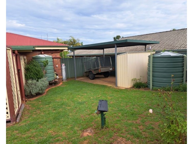 2 Connole Street, Toowoomba QLD 4350