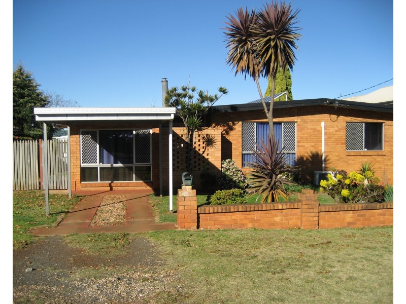 64 Tara Street, Wilsonton QLD 4350